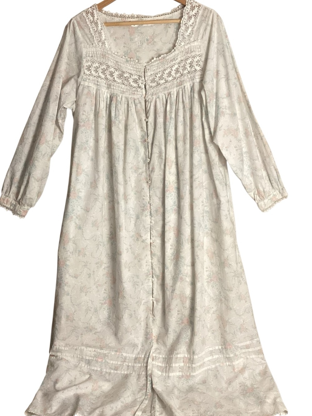 Vintage 2002 Eileen West Floral Lace Pearl Button Cotton Nightgown Large - Picture 16 of 16